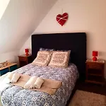 Apartment Spacieux à Avec Vue Sur Jardin, 100 M² *