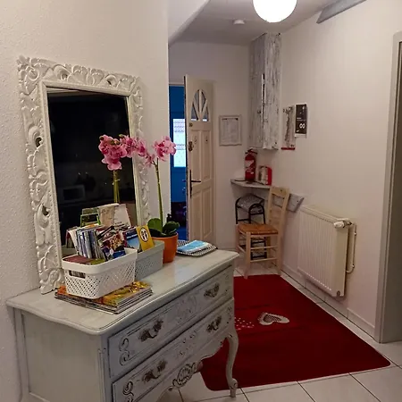 Spacieux A Avec Vue Sur Jardin, 100 M²