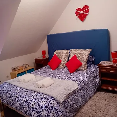 Spacieux A Avec Vue Sur Jardin, 100 M² アパート *