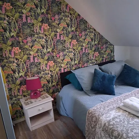 Spacieux A Avec Vue Sur Jardin, 100 M² アパート インガースハイム